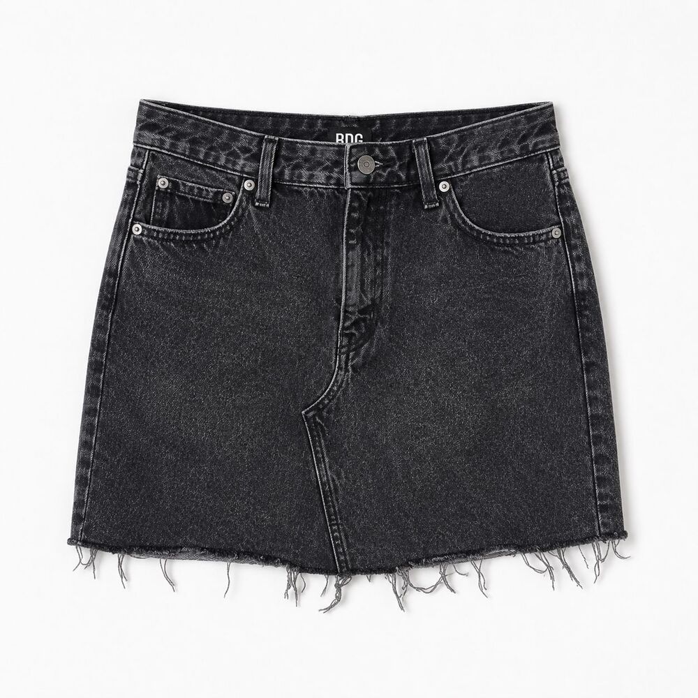 Old Navy Women's Skirt size 6 Denim Distressed Raw Hem Button Fly
